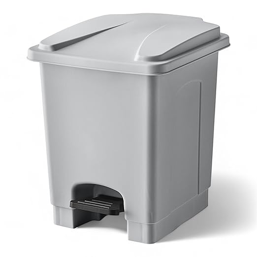 PRO&Family Step-On Trash Can with Lid, Plastic Waste Bin, Foot Pedal Operation (Gray, 4 Gallon)