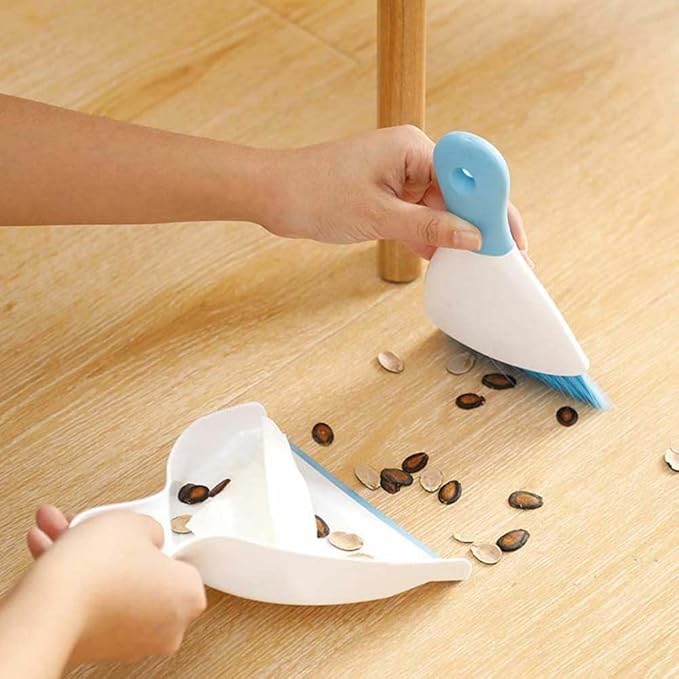 Dust pan Broom Brush Dustpan - Small Broom and Dustpan Set,Mini Broom and Dustpan,Small Dustpan and Brush Set for Home Cleaning, Sofa, Desk, Guinea Pig Cage, Cat Litter etc.（Light Blue）