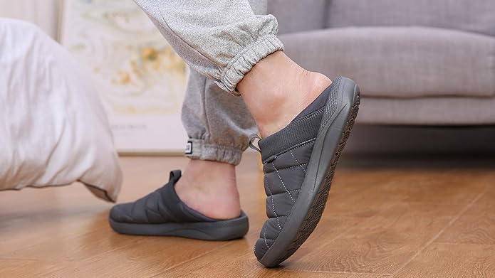 KUBUA Slippers for Men and Womens Indoor House Shoes Plush Slip on Outdoor Garden Loafers
