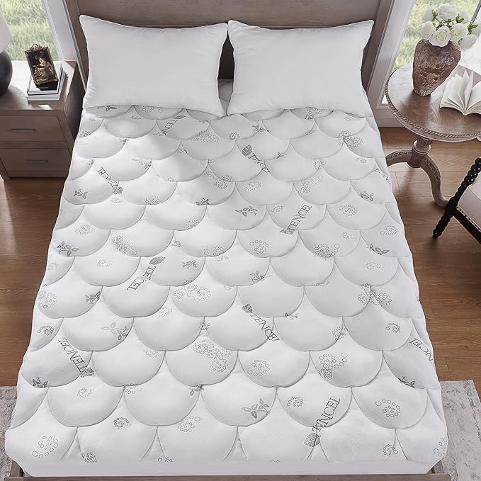 Softhour Padded Topper California King Size 40% Tencel Blend Rayon from Bamboo and Cotton Filled Mattress Cover, Thick, Luxurious and Comfort Mattress Pad, Deep Pocket for 21" Mattress