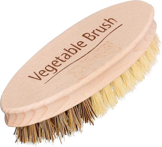 REDECKER Hard and Soft Side Vegetable Brush - Beechwood Handle - 2 Different Bristle Strengths for Cleaning Delicate or Tough-Skinned Vegetables, 5-1/4 inches - Vegetable Scrubber, Made in Germany