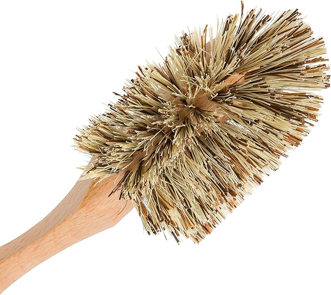 Redecker Extra Long Curved Dish Brush, Extra Strong Union Fiber Bristles, Oiled Beechwood Handle, 10-1/2 Inches, Made in Germany