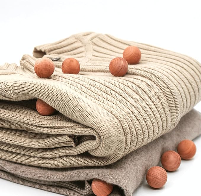 Homode Cedar Bags and Sachets - Aromatic Cedar Wood Blocks and Shavings for Clothes and Shoes Storage, Ideal for Closets and Drawers, 20 Pack